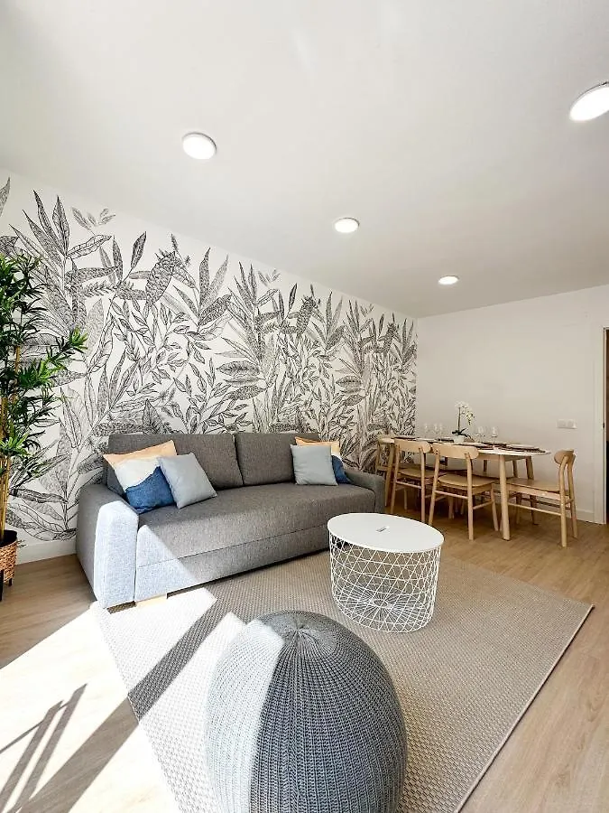 Holidays2Malaga Lebrija 3 Bedroom & Terrace & Parking & Smart Tv Apartment