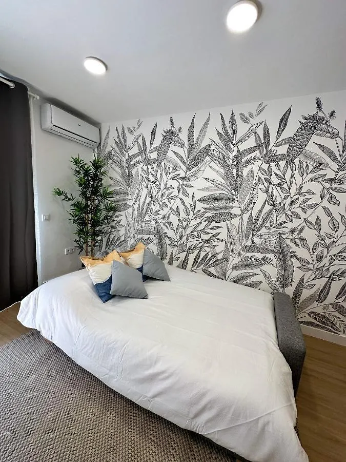 Holidays2Malaga Lebrija 3 Bedroom & Terrace & Parking & Smart Tv Apartment